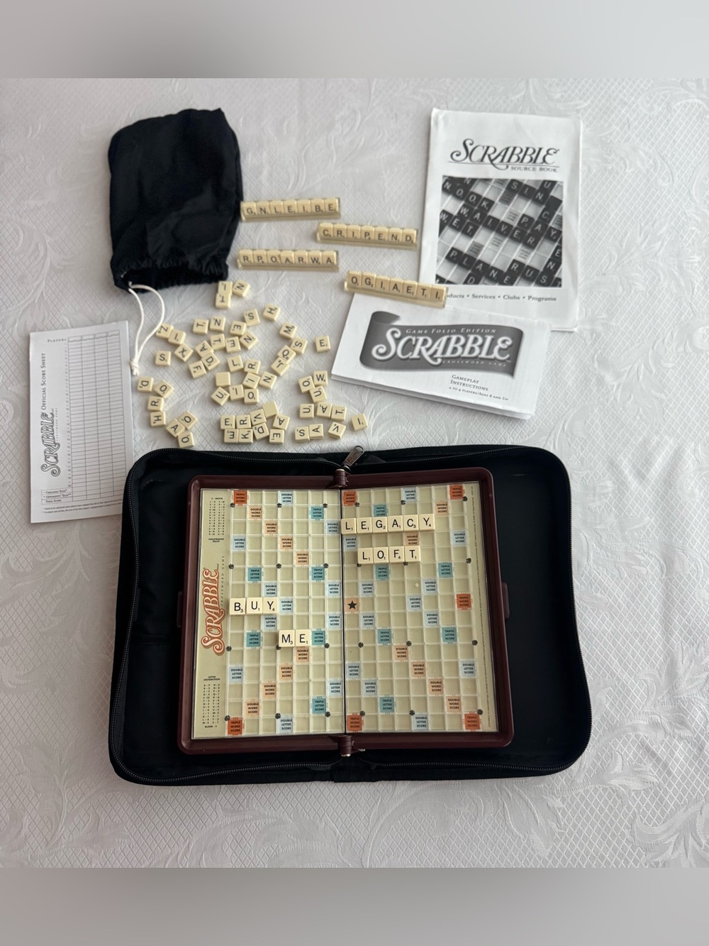 Scrabble Travel Edition (2011) Complete Zippered Folio Set